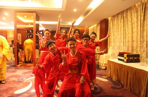 2012年恭贺新春庆祝晚会1